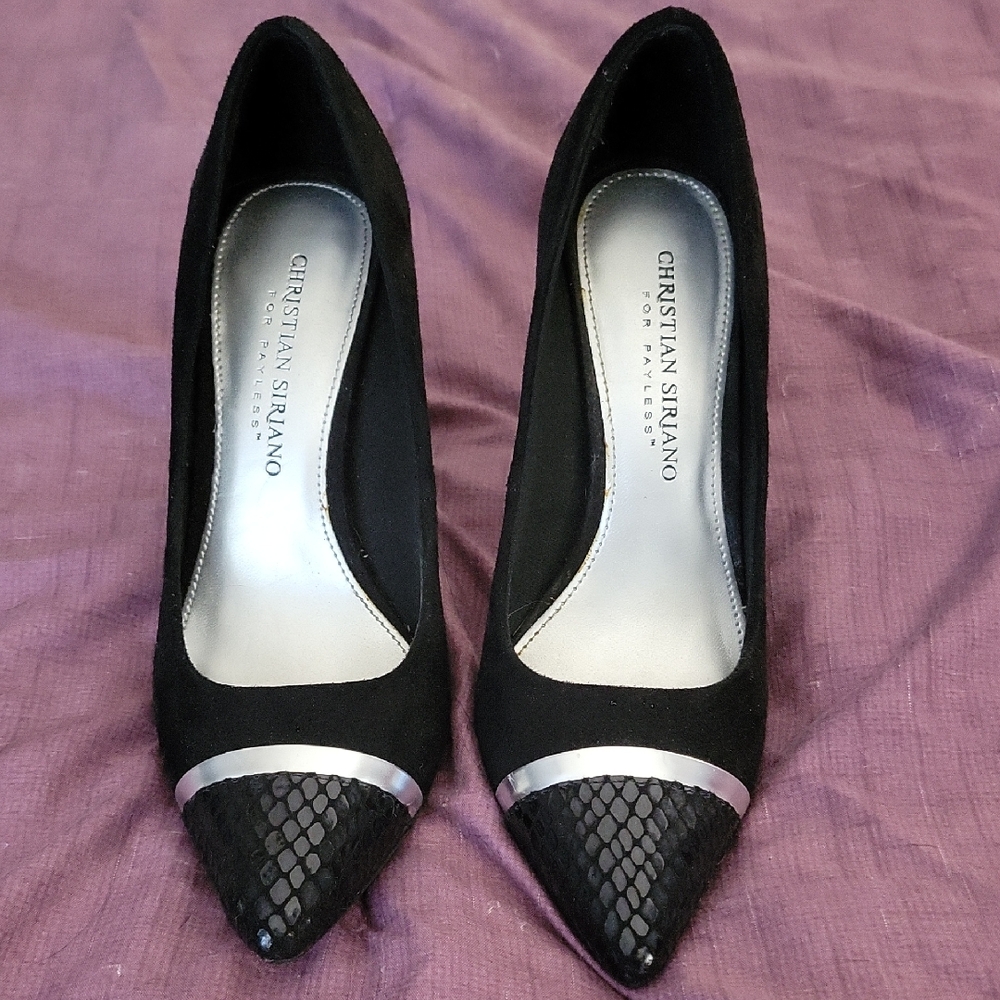 Christian Siriano Black Pointed Toe Pumps with Textured Cap